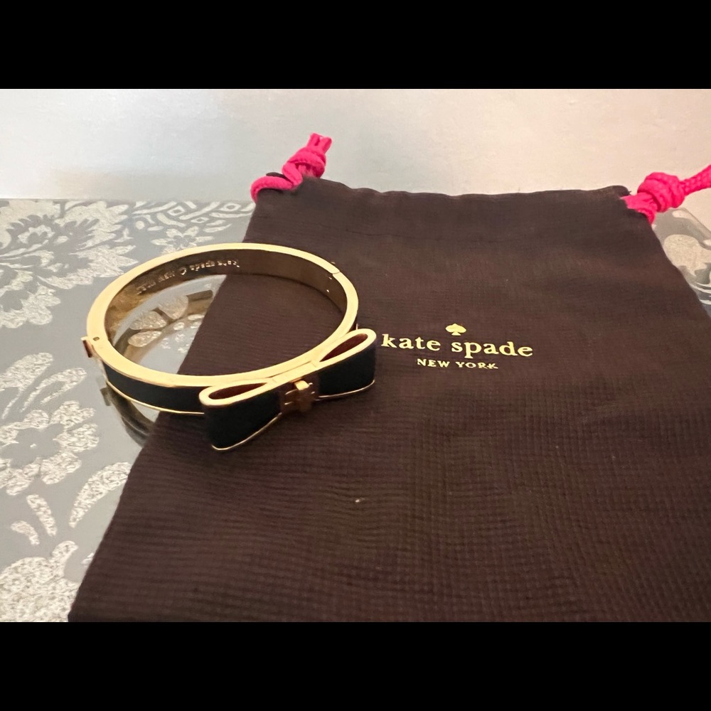 Kate spade bow bracelet bangle